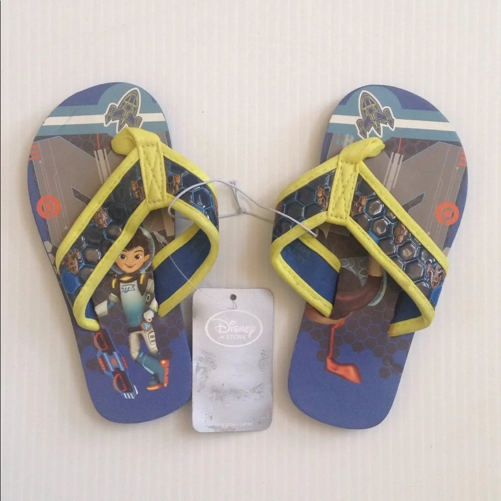 FINAL MARKDOWN DISNEY Store Boy's Flip Flops, Size 9/10